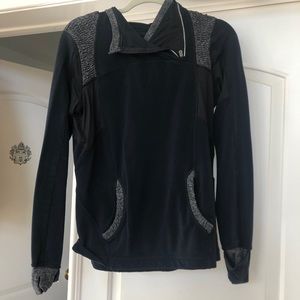 Lululemon pullover / hoodie